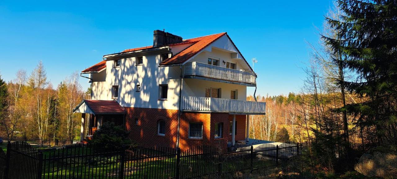 ボロビツェ Gorskie Zacisze Bed & Breakfast エクステリア 写真